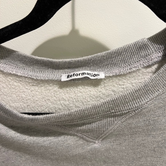 Reformation Vintage Oversized Crewneck Sweatshirt - Picture 3 of 3